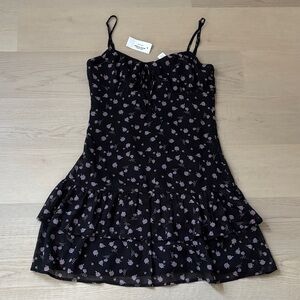 NWT Tilly’s Black Floral Mini Dress Size Small